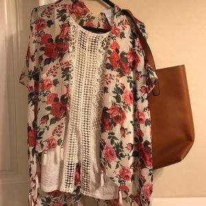 Cream kimono with rose and tassels